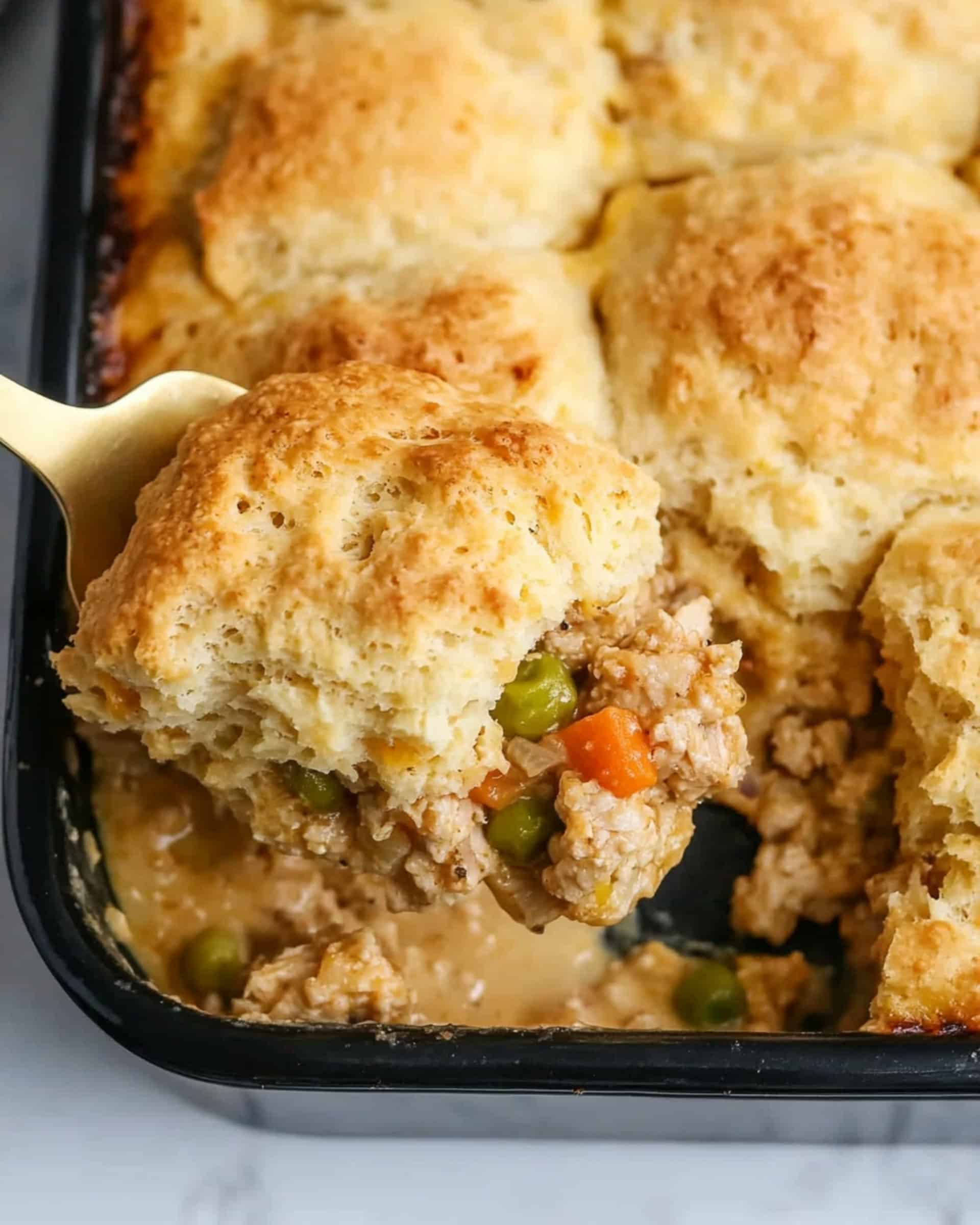 Chicken and Biscuit Casserole Recipe