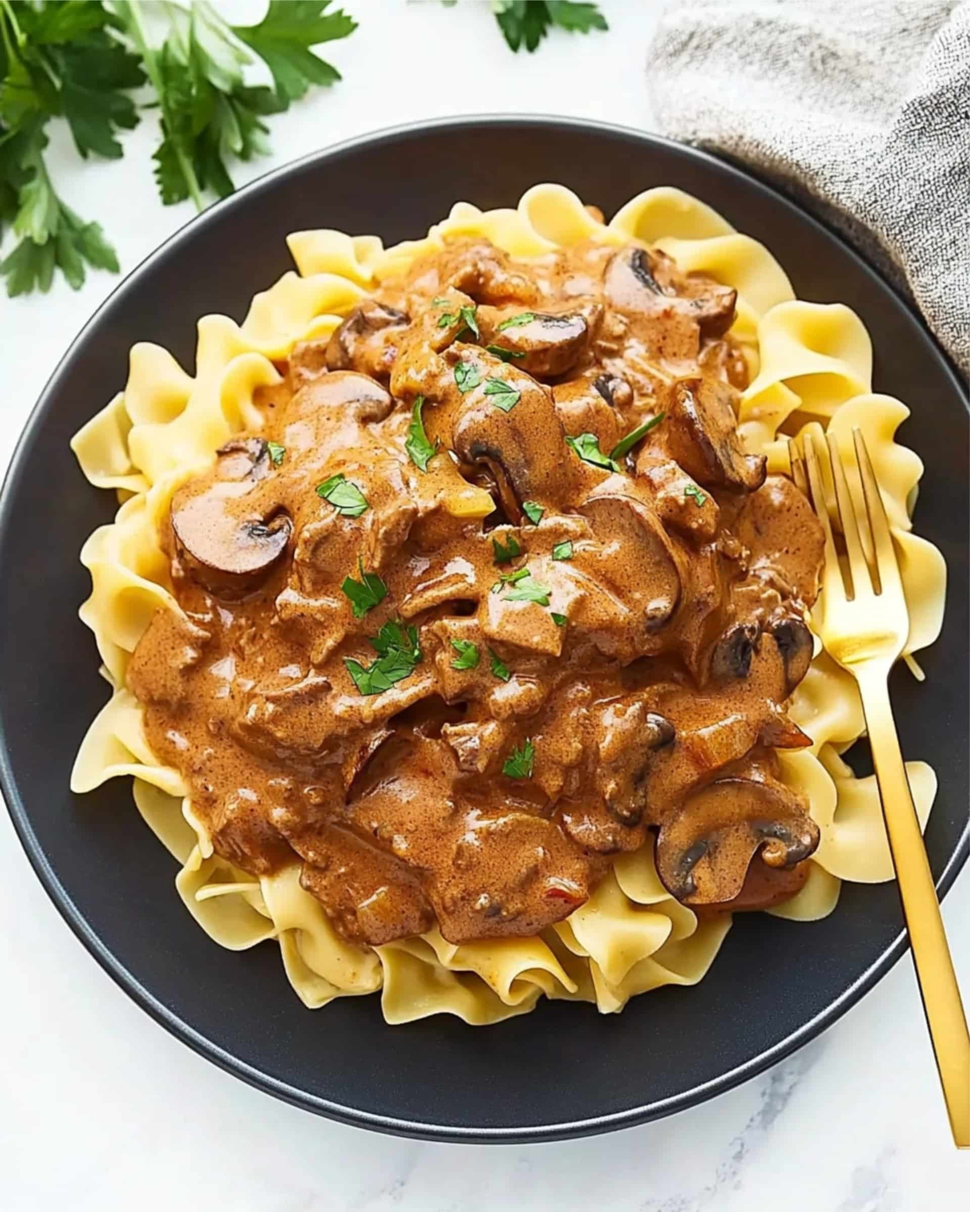 Quick and Easy Ground Beef Stroganoff Recipe