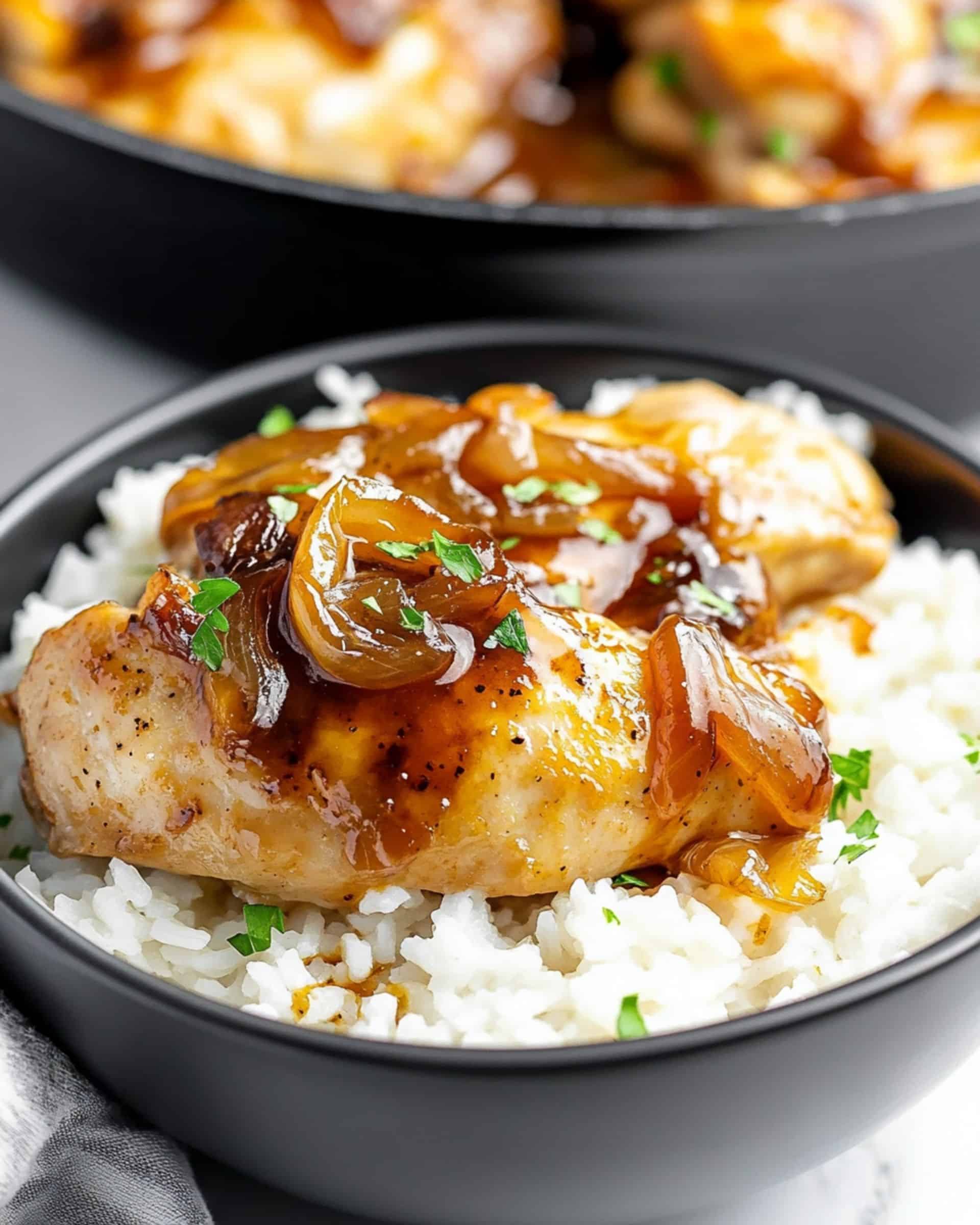 French Onion Chicken Recipe (Easy 30-Minute Meal!)