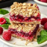 Raspberry Oatmeal Crumble Bars Recipe