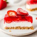 Strawberry Pretzel Salad Recipe