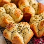 Garlic Herb Pull-Apart Rolls Recipe