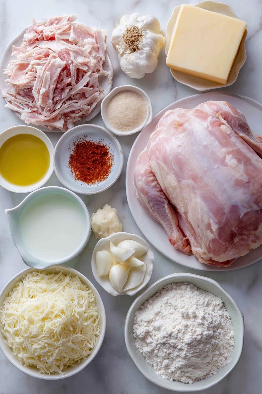 Einfaches und köstliches Abendessen unter der Woche 1 Flache Schicht aus locker gestapeltem rotisserieartigem Hühnerfleisch, gehackte Scheiben Schwarzwaldschinken, ordentlich angeordnete Schweizer Käsescheiben, zwei ganze Knoblauchzehen mit papierartiger Haut, ein kleiner Haufen Allzweckmehl, drei frische ganze braune Eier mit sauberer Schale, kleine weiße Schalen mit geschmolzener Butter, Zitronensaft, Dijon-Senf und Milch, kleine weiße Schalen mit grob gewürzten Semmelbrösel und geriebenem Parmesan, Ein kleiner Haufen gemahlenen schwarzen Pfeffers, eine Prise geräuchertes Paprikapulver und ein Haufen Salzkristalle, alle symmetrisch auf einfachen weißen Keramikschalen und Schüsseln angeordnet, auf einer sauberen weißen Marmoroberfläche, weiches natürliches Licht, Foto mit einem iPhone, professioneller Food-Fotografie-Stil, frische Zutaten, weiße Keramikschalen, keine Flaschen, keine Duplikate, Kein Besteck, keine Verpackung --ar 2:3 --v 7 --p m7354615311229779997 - Chicken Cordon Bleu Auflauf, einfacher Hähnchenauflauf, käsiges gebackenes Hähnchen, Abendessen-Ideen, knusprige Auflaufrezepte